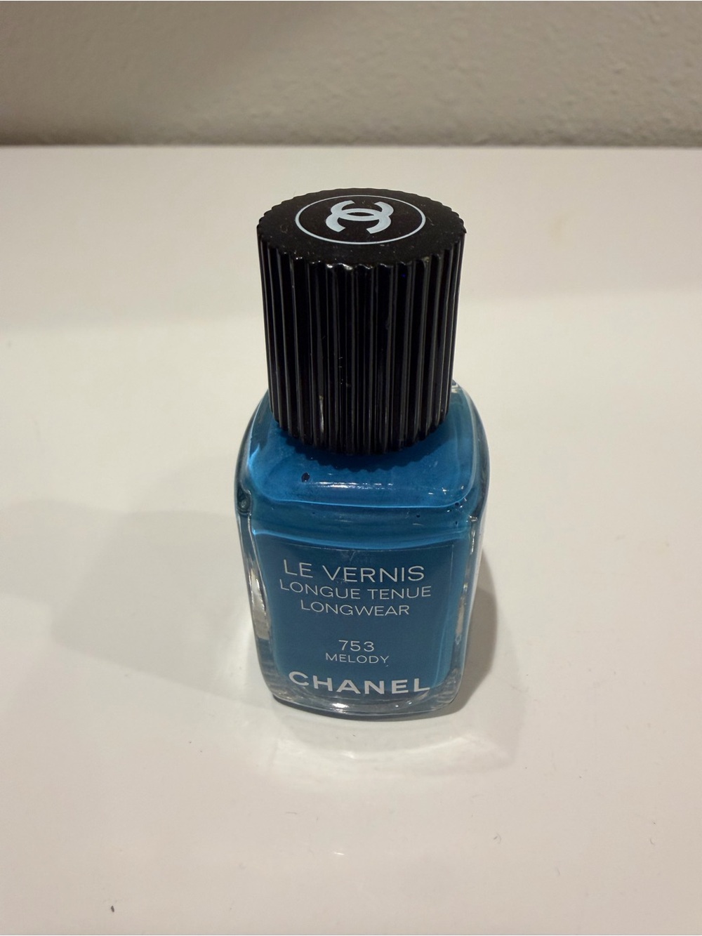 CHANEL Le Vernis Longwear Nail Polish in 753 Melody Blue - Picture 7 of 7